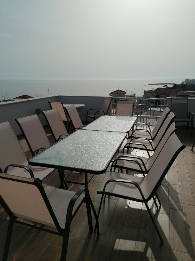 Crystal Blue Apartments Nea Kallikrateia Zewnętrze zdjęcie