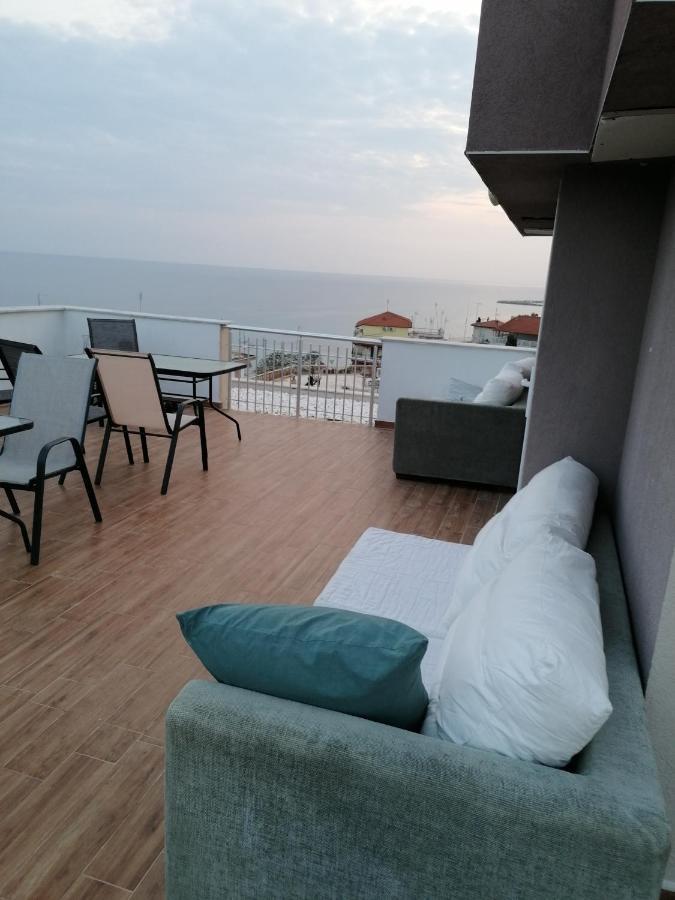 Crystal Blue Apartments Nea Kallikrateia Zewnętrze zdjęcie
