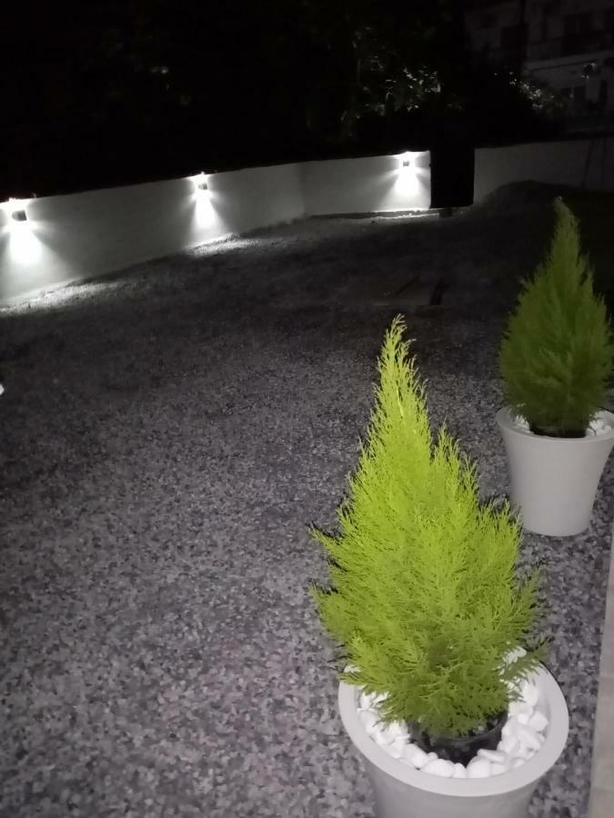 Crystal Blue Apartments Nea Kallikrateia Zewnętrze zdjęcie
